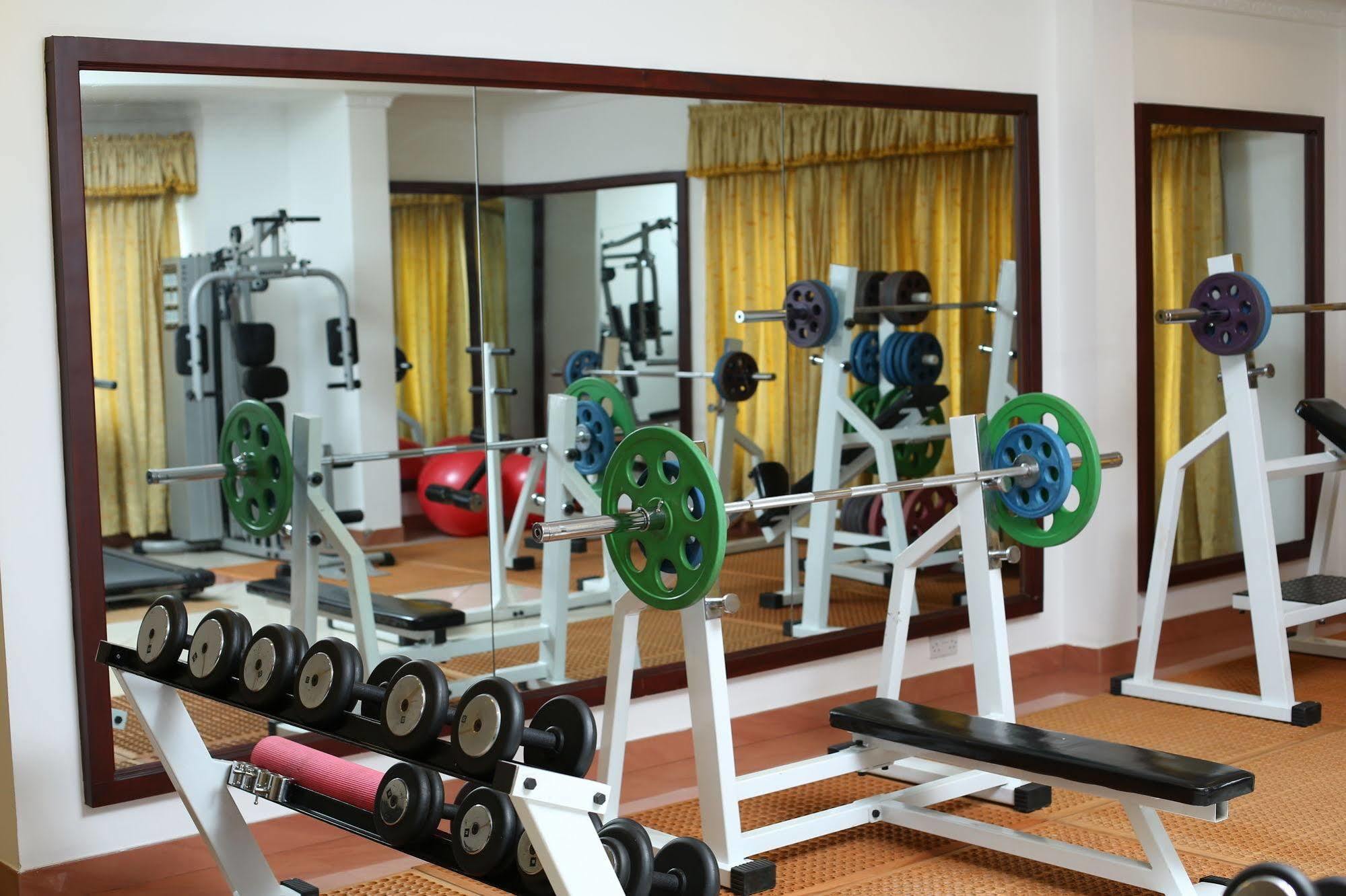 Joys Palace Hotel Thrissur Ngoại thất bức ảnh